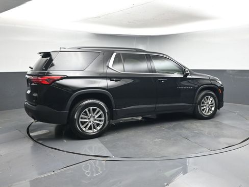 Used 2022 Chevrolet Traverse LT image 4