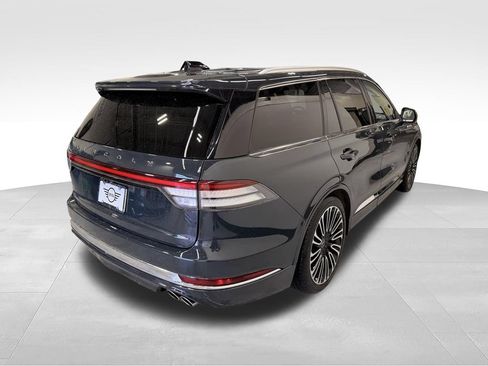 Used 2025 Lincoln Aviator Black Label AWD/4WD image 6