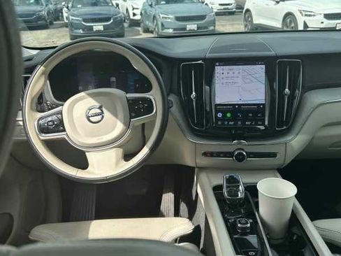 Used 2024 Volvo XC60 B5 Ultimate w/ Protection Package Premier AWD/4WD image 3