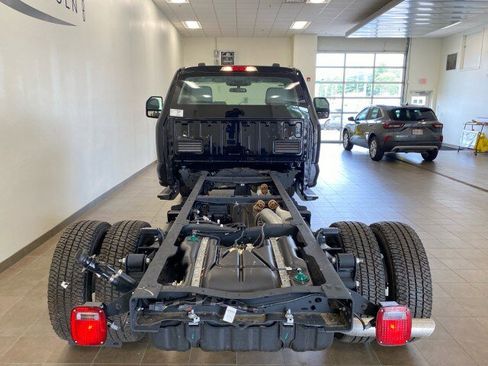 New 2025 Ford F350 XL w/ XL Chrome Package AWD/4WD image 13