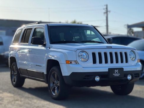 Used 2016 Jeep Patriot Sport w/ Power Value Group FWD image 1