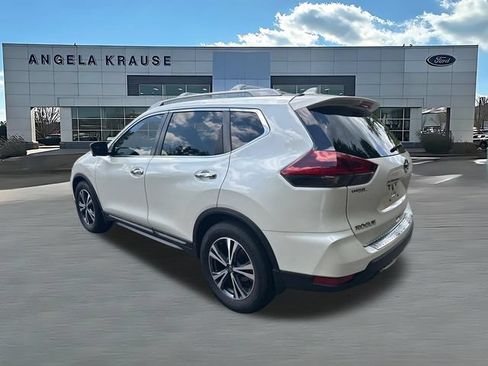Used 2018 Nissan Rogue SL FWD image 6