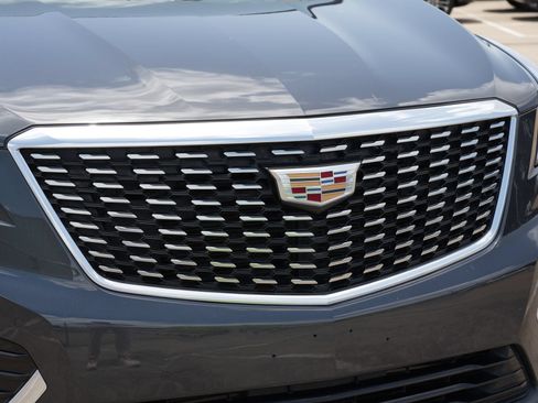 Used 2023 Cadillac XT5 Luxury FWD image 28