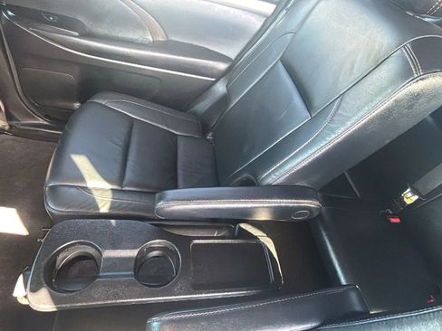 Used 2018 Toyota Highlander XLE FWD image 31