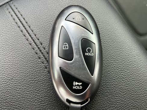 Certified 2025 Hyundai Santa Cruz Limited AWD/4WD image 25