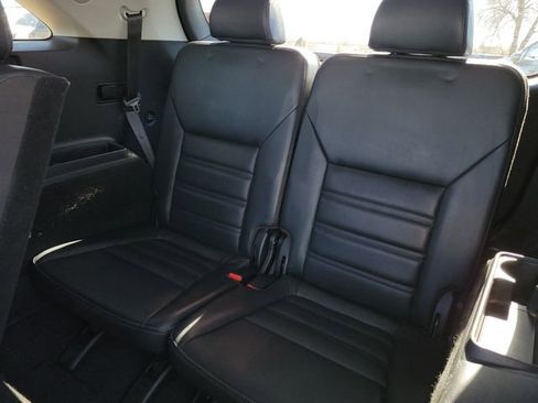 Used 2019 Kia Sorento SX w/ SX Touring Package image 18