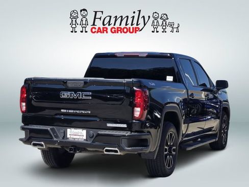 Used 2021 GMC Sierra 1500 Elevation w/ LPO, Elevation Black Package AWD/4WD image 4