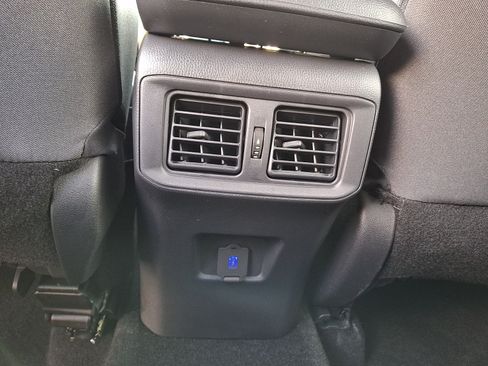 Used 2024 Toyota RAV4 LE AWD/4WD image 13