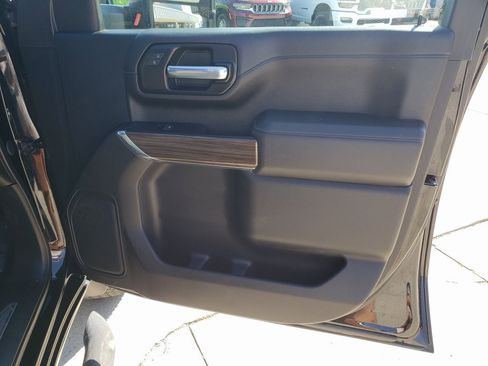 Used 2021 Chevrolet Silverado 3500 LT w/ Convenience Package image 13