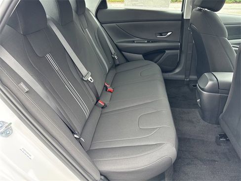 New 2026 Hyundai Elantra Blue image 15