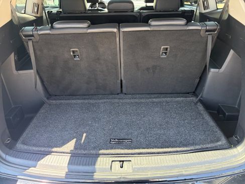 Used 2022 Volkswagen Atlas SEL Premium AWD/4WD image 34