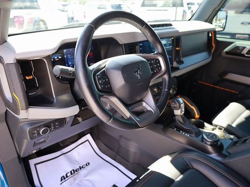 Used 2021 Ford Bronco Badlands image 12