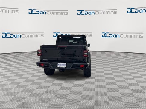 Used 2021 Jeep Gladiator Overland image 7