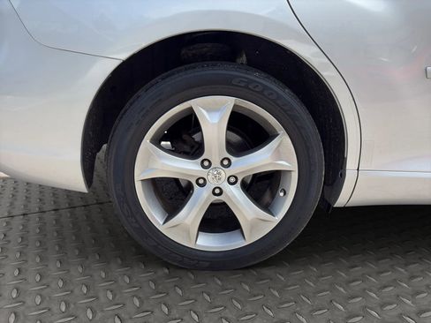 Used 2013 Toyota Venza Limited AWD/4WD image 28