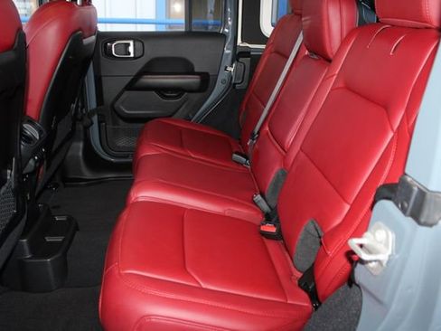 Used 2024 Jeep Wrangler Unlimited Rubicon 392 image 25