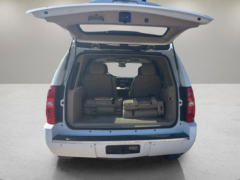 Used 2012 Chevrolet Tahoe LTZ image 13