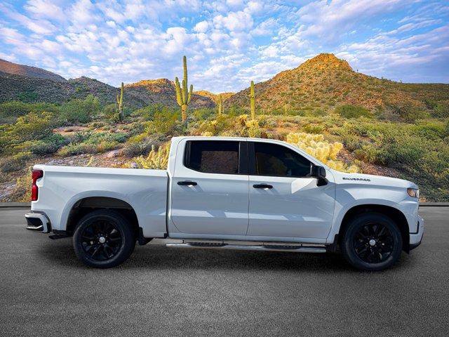 Used 2019 Chevrolet Silverado 1500 Custom w/ Infotainment Package RWD image 2