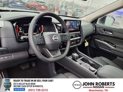 New 2026 Nissan Pathfinder SL w/ SL Premium Package