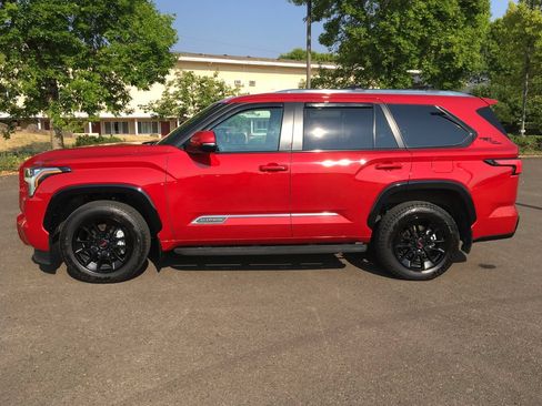 Used 2025 Toyota Sequoia Platinum w/ TRD Performance Package (TMS) AWD/4WD image 3