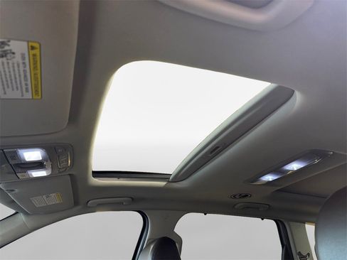 Used 2022 Kia Telluride SX w/ Nightfall Edition Package image 23