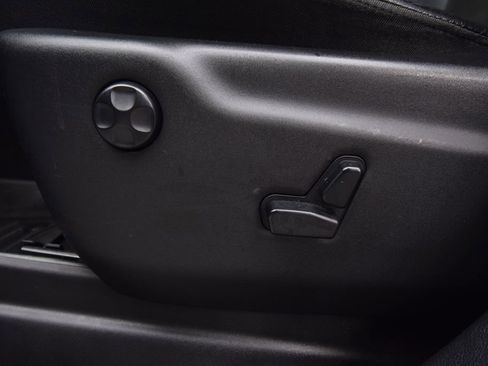 Used 2020 Jeep Grand Cherokee Altitude image 27