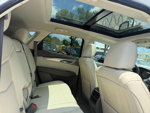Used 2023 Cadillac XT5 Premium Luxury w/ Technology Package FWD image 20