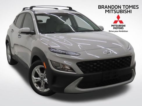 Used 2023 Hyundai Kona SEL FWD image 1