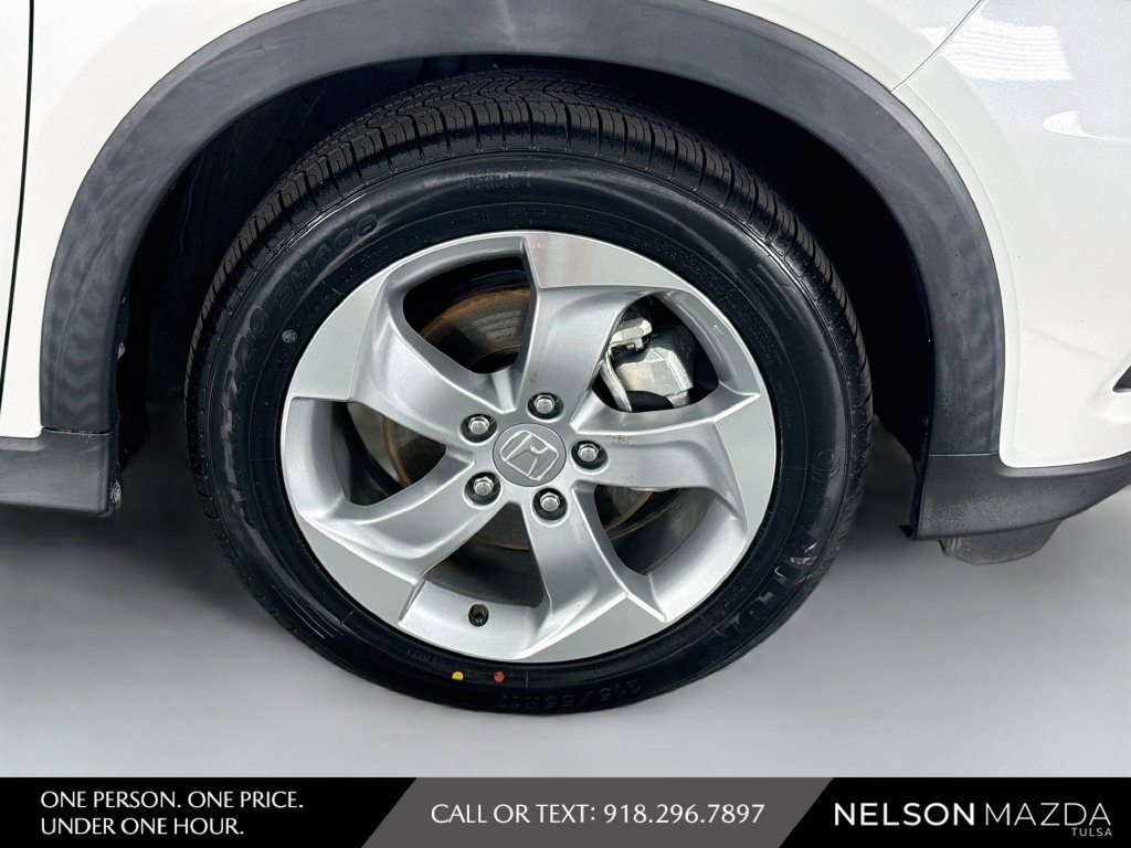 Used 2022 Honda HR-V LX image 9