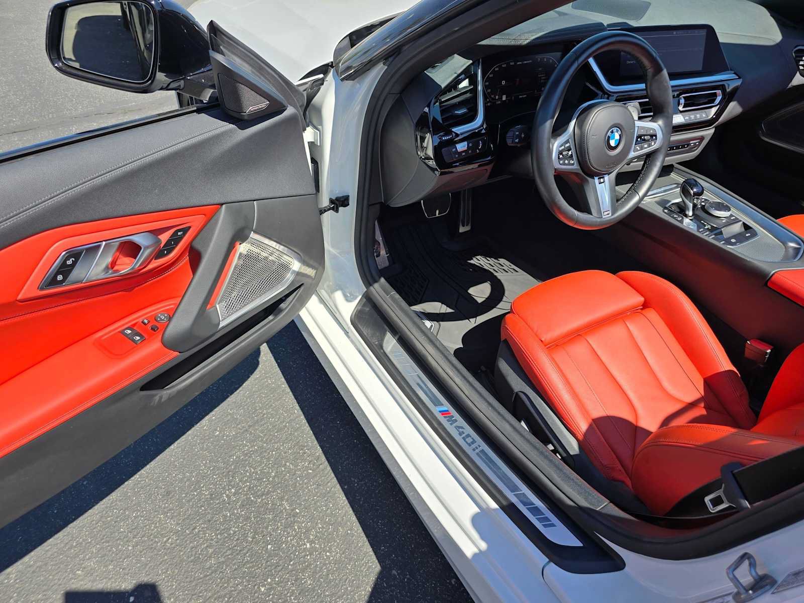Used 2024 BMW Z4 M40i w/ Premium Package RWD image 15