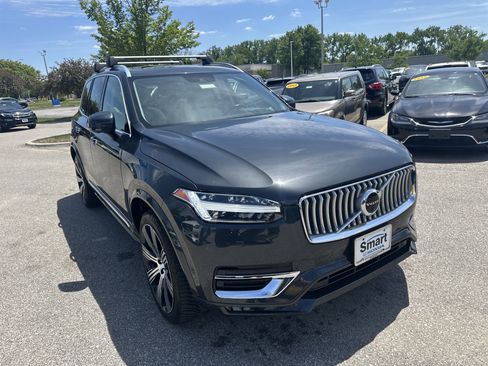 Used 2021 Volvo XC90 T6 Inscription w/ Advanced Package AWD/4WD image 2