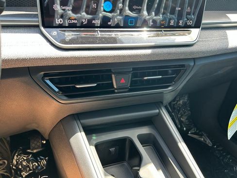 New 2026 Volkswagen Tiguan S FWD image 35