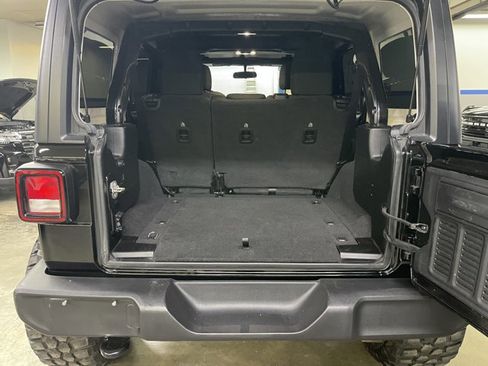 Used 2021 Jeep Wrangler Unlimited Sport image 16