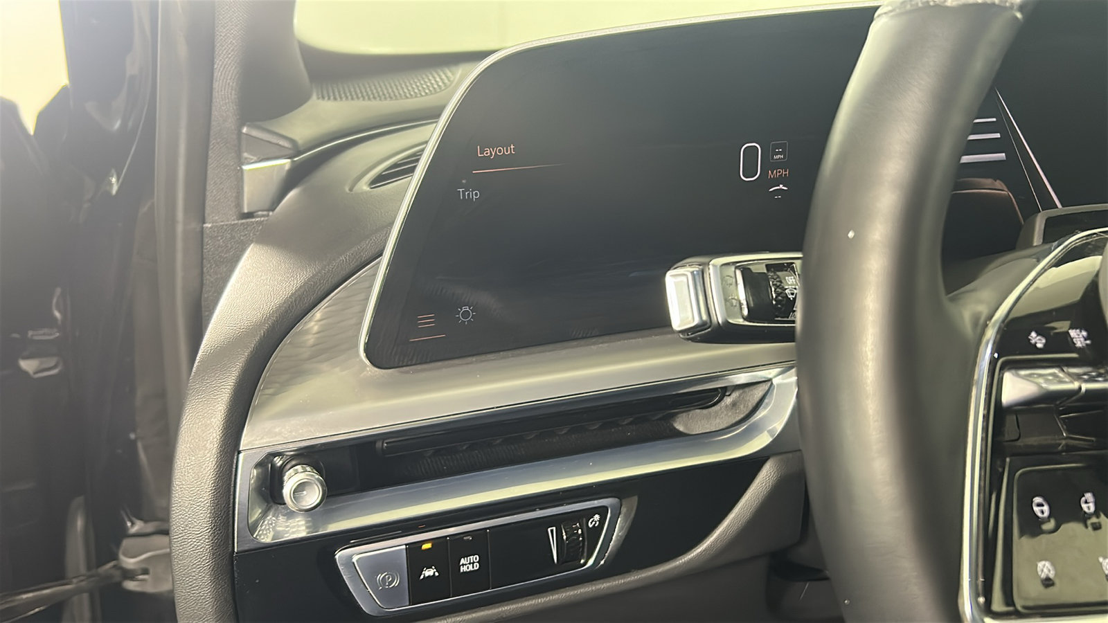 Used 2024 Cadillac Lyriq Luxury RWD image 22