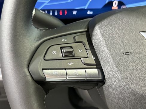 New 2025 Cadillac XT4 Premium Luxury FWD image 12