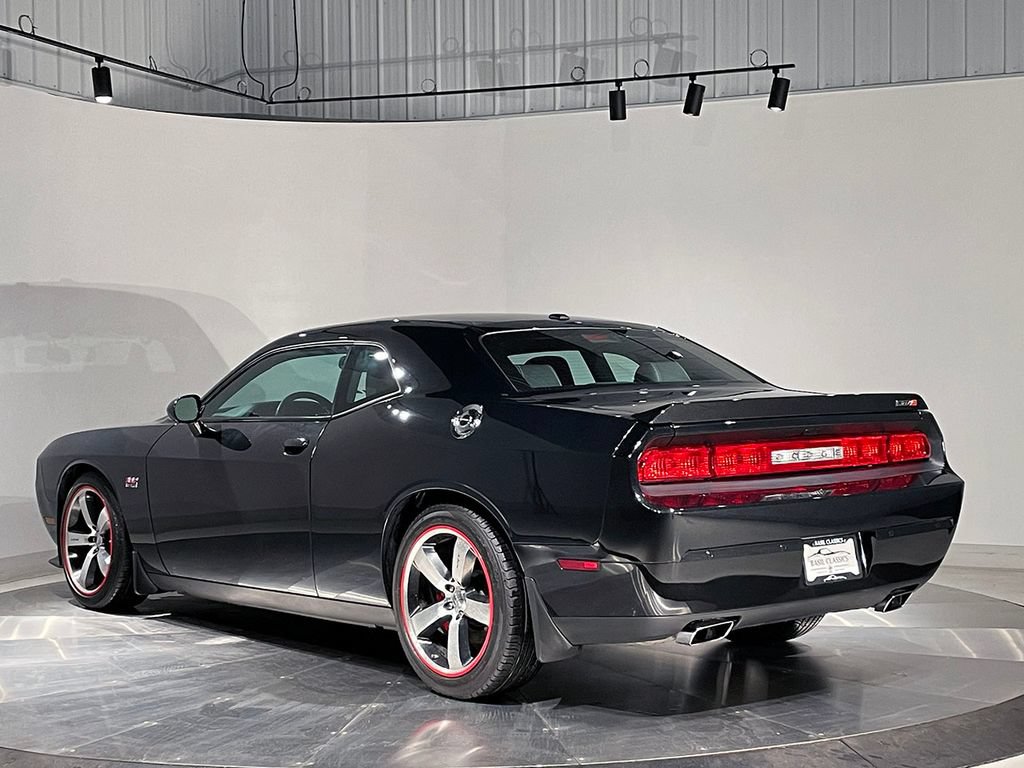 Used 2013 Dodge Challenger SRT8 w/ Harman Kardon Audio Group RWD image 9