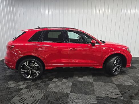 Used 2023 Audi Q3 2.0T Premium Plus AWD/4WD image 2
