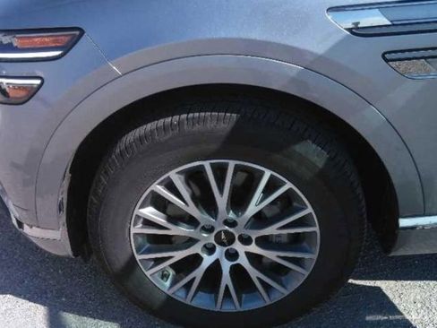 Used 2025 Genesis GV80 2.5T Standard image 6