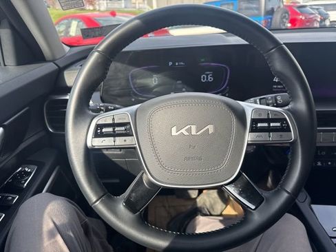 Used 2025 Kia Telluride S AWD/4WD image 20