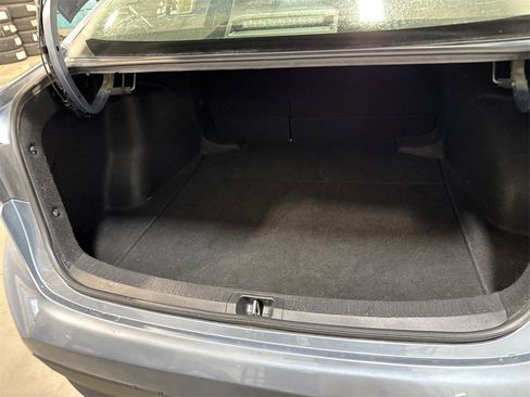 Used 2023 Toyota Corolla LE image 12