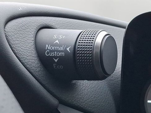 Used 2024 Lexus ES 300h F Sport image 26