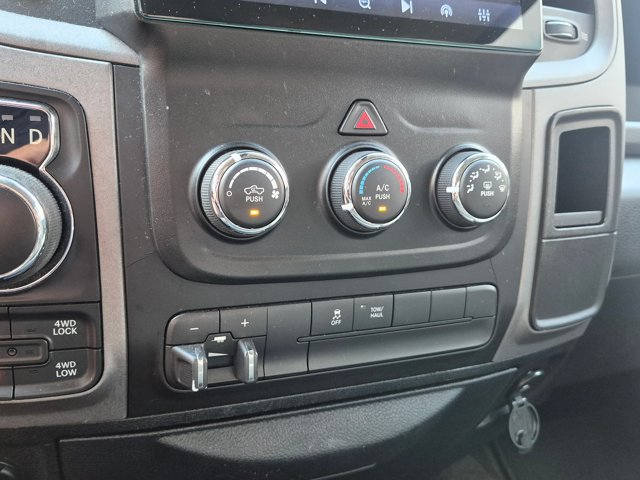Used 2016 RAM 1500 Express AWD/4WD image 10