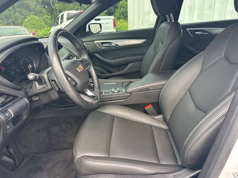 Certified 2024 Cadillac CT5 Luxury w/ Cold Weather Package RWD image 9
