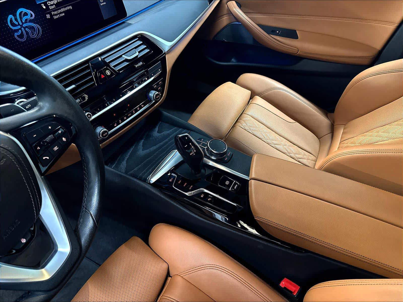 Used 2023 BMW 530e xDrive w/ Premium Package AWD/4WD image 20