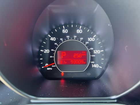 Used 2017 Kia Soul FWD image 22