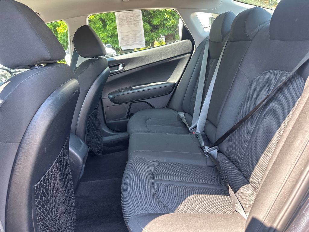 Used 2020 Kia Optima LX FWD image 21