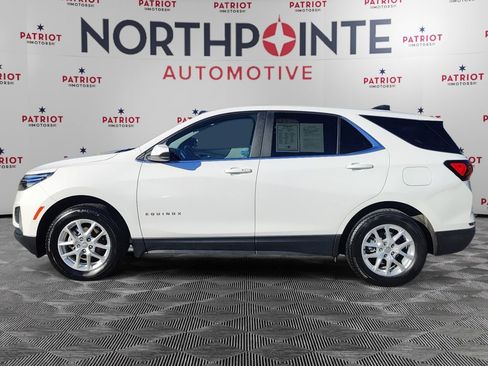 Used 2024 Chevrolet Equinox LT w/ LPO, Floor Liner Package image 3