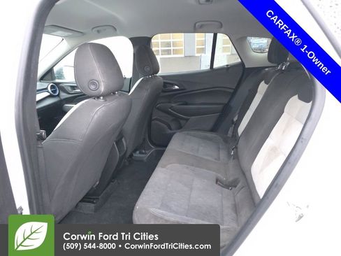 Used 2024 Chevrolet Trax LS image 7