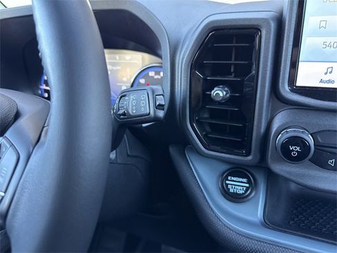 Used 2022 Ford Bronco Sport Badlands image 23