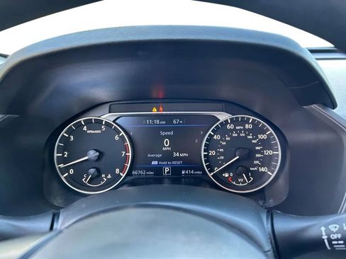 Used 2024 Nissan Altima 2.5 SV FWD image 19
