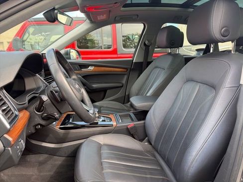 Used 2022 Audi Q5 2.0T Premium Plus image 19